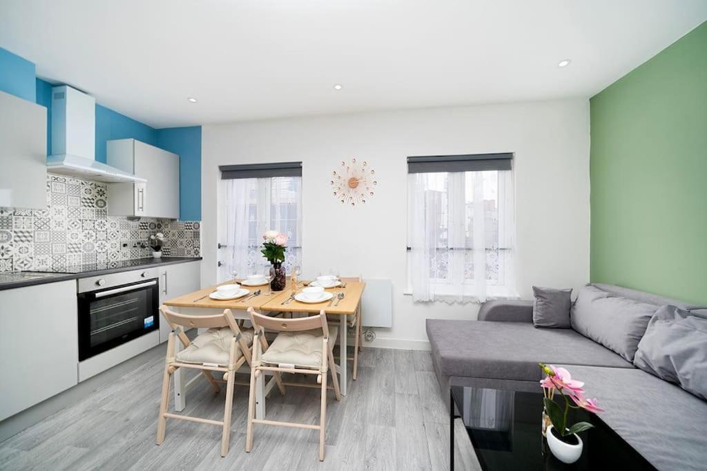Soho Apartments F4 Лондон Екстер'єр фото