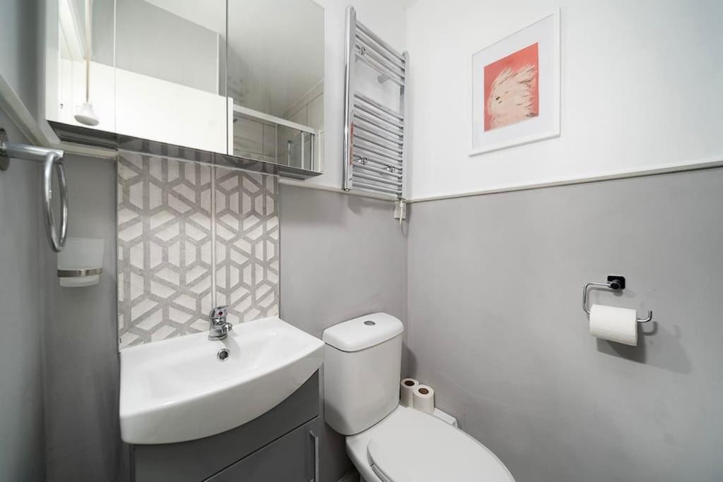 Soho Apartments F4 Лондон Екстер'єр фото